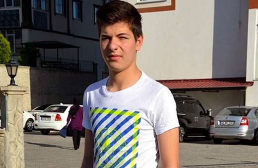 Suriyeli genç bulduğu 17 bin 500 lirayı sahibine teslim etti