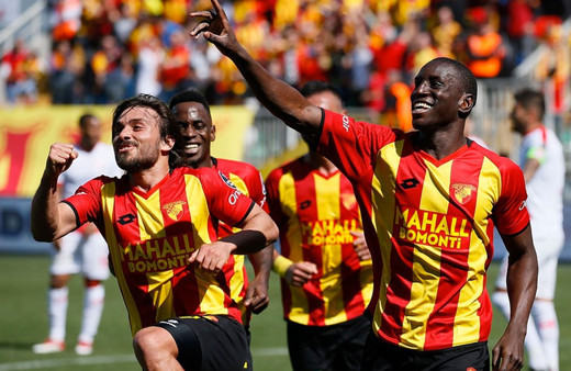 Demba Ba haber yolladı: Gelmek istiyorum