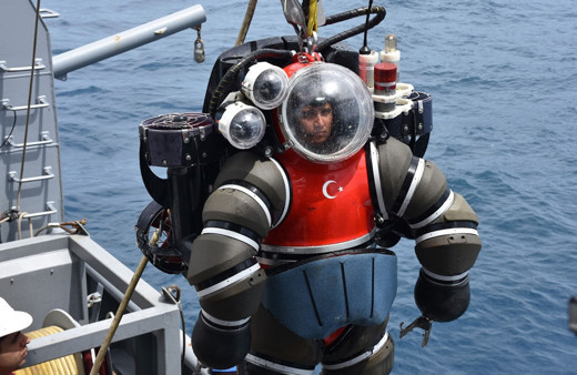 Ege'deki tatbikatta dikkat çeken görüntü