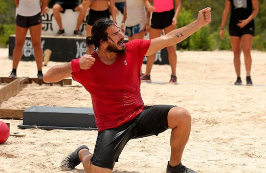 Survivor'a giden Hakan ilki yaşadı! Duygulandıran paylaşım
