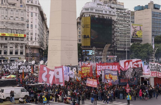 Arjantin'de genel grev hayatı durdurdu