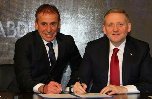 Başakşehir bıraktı Beşiktaş Abdullah Avcı ile 3 yıllığına anlaştı