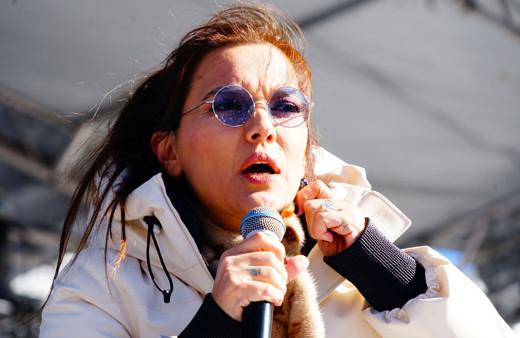 Demet Akalın'dan çok konuşulacak sözler: Boş mezar olsa gireceğim