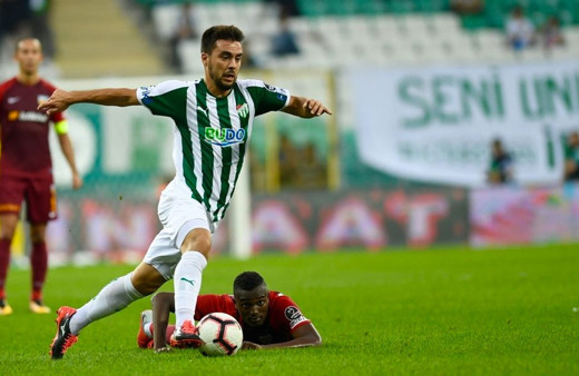 Bursaspor'da yaprak dökümü! Bir ayrılık daha gerçekleşti
