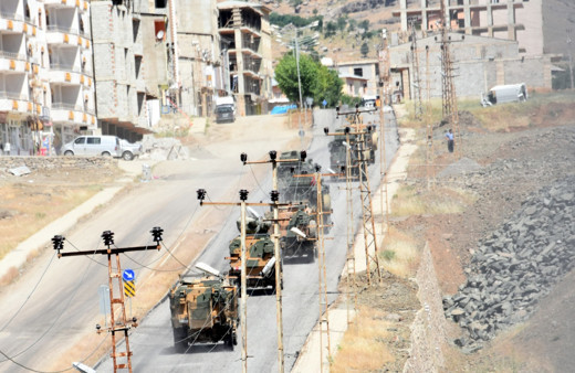 Pençe Harekâtı'nın 6'ncı gününde sınıra Bora sevkiyatı