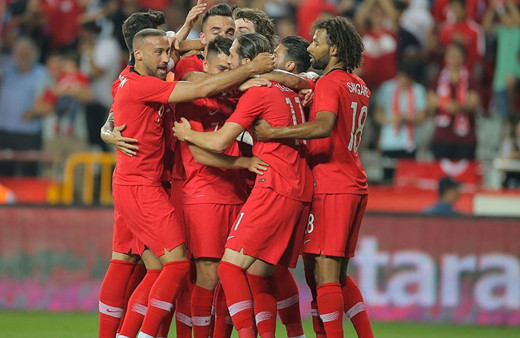 Milli Takım'da Yusuf Yazıcı sakatlandı