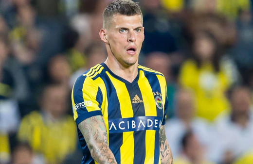 Fener'i istemedi Martin Skrtel Süper Lig'den başka takıma imzayı attı