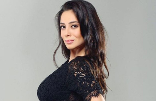 Merve Sevi bikinili paylaşımıyla sosyal medyayı saladı!