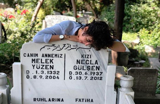 Ünlü isimlerden Ramazan Bayramı mesajları Birce Akalay'dan duygusal paylaşım