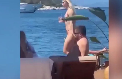 Aleyna Tilki bikinili görüntüsüyle olay oldu!