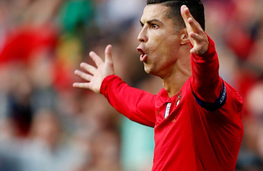 Ronaldo hat-trick yaptı Portekiz finale yükseldi