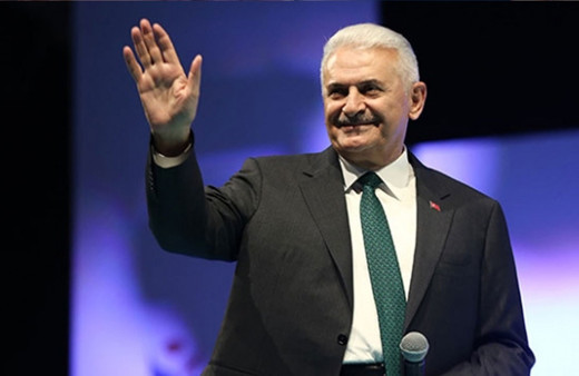 Binali Yıldırım canlı yayın için bakın kimi istedi!