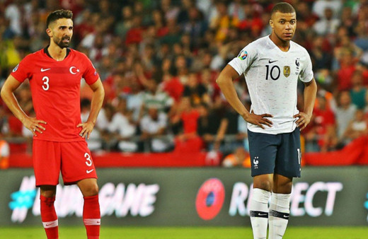 Hasan Ali Kaldırım Mbappe'yi sahadan sildi caps'ler patladı