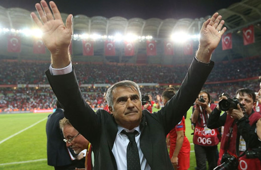 Şenol Güneş'le tarihi başarı yakaladık