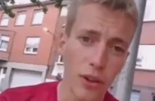 Emre Belözoğlu'na tuvalet fırçası uzatan Belçikalı özür diledi