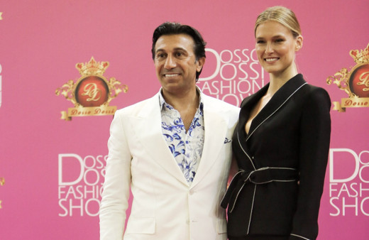 Bar Refaeli, Dosso Dossi Antalya'da podyumunda