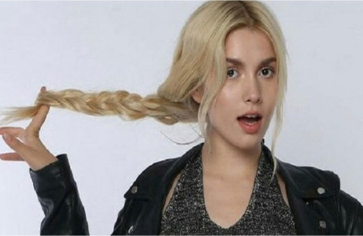 Sosyal medyada olay oldu Aleyna Tilki'nin bir garip havuz başı dansı!