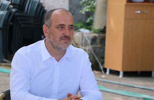 Soyer'den çok konuşulacak iddia: CHP'li belediye araziyle birlikte türbeyi sattı