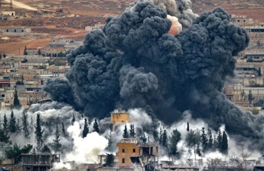 Rus uçakları İdlib'de sivilleri vurdu! Çok sayıda ölü var