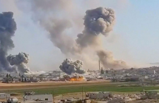 Rusya ve Suriye uçakları Hama ve İdlib'e saldırdı: 28 ölü