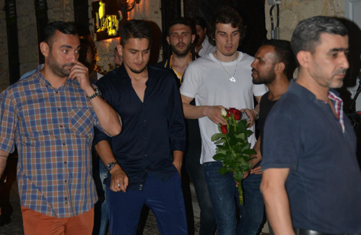 Cengiz Ünder ve Çağlar Söyüncü 2 saat eğlendi 5 bin TL hesap ödedi