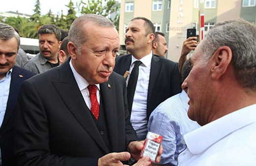 Cumhurbaşkanı Recep Tayyip Erdoğan, Bağcılar Belediyesi'ni ziyaret etti.