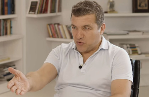 İsmail Küçükkaya kimdir Küçükkaya sabah yayımlanan Çalar Saat'e nasıl hazırlanıyor