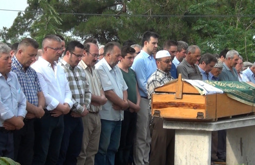 Mustafakemalpaşa eski belediye başkanına son görev