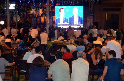 İstanbul adayları İmamoğlu ve Yıldırım  Zonguldak’ta ilgiyle izlendi