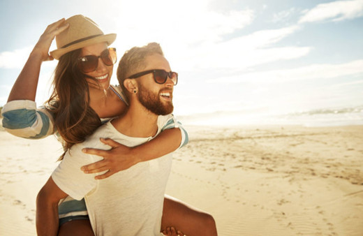 Yetişkinlere özel bu adada sınır yok! İsteyen çıplak bile gezebiliyor