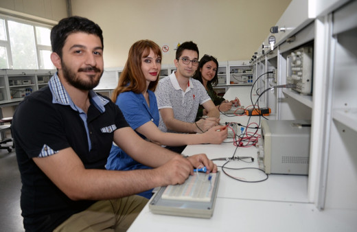 Aylık 4 bin 500 TL bursla staj yapma imkanı TÜBİTAK programı muhteşem