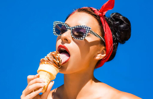 Dondurma nasıl yenir? Bu şekilde tüketilen dondurma mideye zarar!