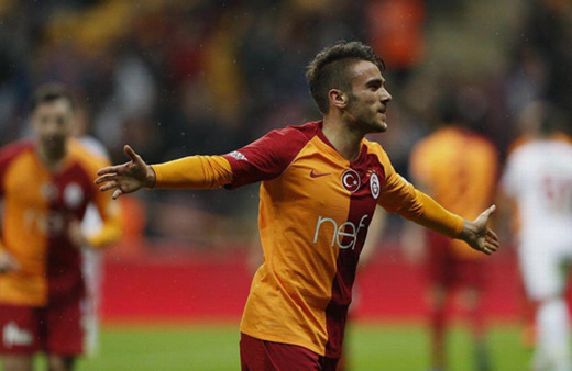 Galatasaraylı Yunus Akgün'e İtalyan kancası