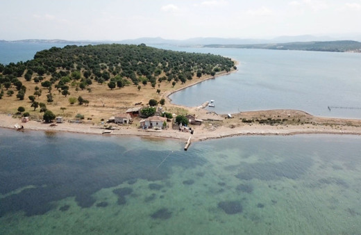 Ege denizindeki satılık ada fiyatıyla dudak uçuklatıyor
