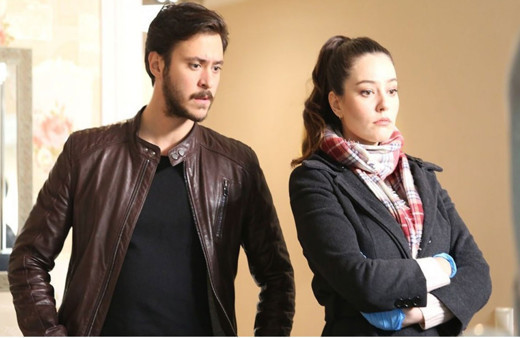 Pelin Akil sosyal medyadan isyan etti! ''Evime kadar geliyorlar''