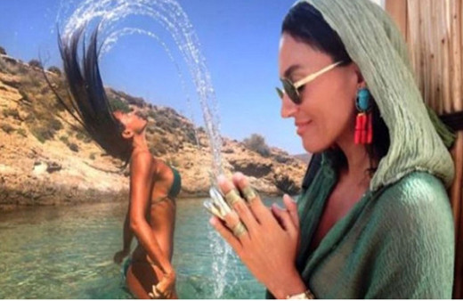 Miami'de üstsüz yakalanmıştı! Eda Taşpınar'ın bikinili pozu sosyal medyayı salladı