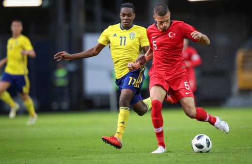 Merih Demiral Juventus için sağlık kontrolünden geçti!
