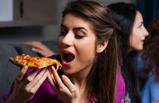 Yiyip yiyip doymamanın nedeni nedir? İşte sürekli aç hissetmenin 8 nedeni