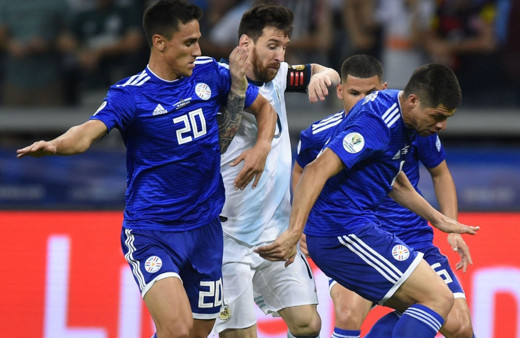 Messi'li Arjantin siftah yaptı