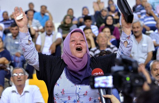 TOKİ evleri kura ile sahiplerine buldu