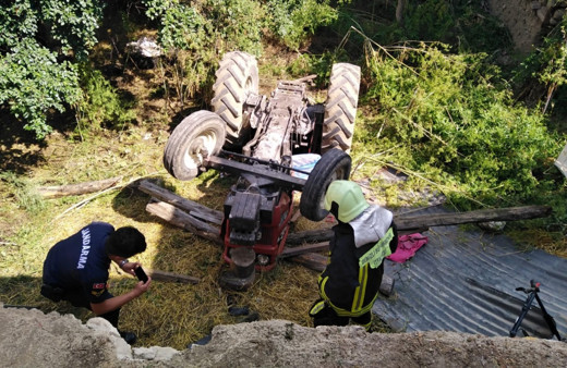 Denizli'de 4 yaşındaki çocuk traktörün altında can verdi