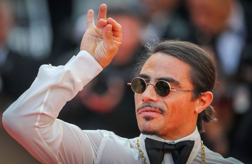 Yunanistan'da yeni şube açan Nusret yine ceza yedi