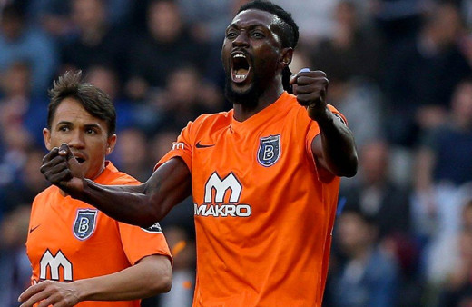 Adebayor, Fenerbahçe'den ‘garanti’ istiyor