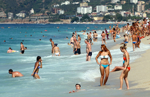 Ankette çarpıcı sonuç: Halkın yüzde 70'i tatile gidemiyor Z kuşağı detayı daha fena