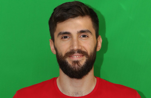 Göztepe'de Veli imzayı attı