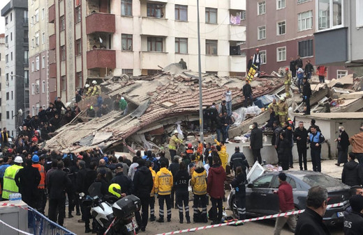 21 kişi ölmüştü! Yeşilyurt Apartmanı davası başladı