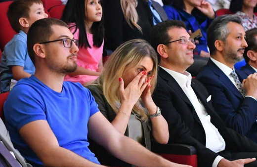 İmamoğlu Veliefendi Hipodromu'na giderek 19 yıl sonra bir ilki gerçekleştirecek!