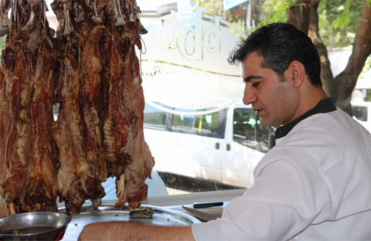Gün boyu tok tutan lezzet! Siirt'in eşsiz yemeği Büryan Kebabı