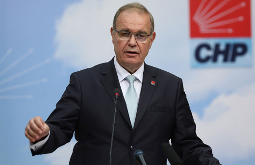 Faik Öztrak'tan Ömer Çelik'e sert tepki