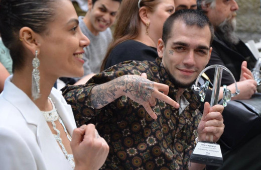 Ezhel'e "uyuşturucu kullanmak"tan 1 yıl 8 ay hapis cezası verildi